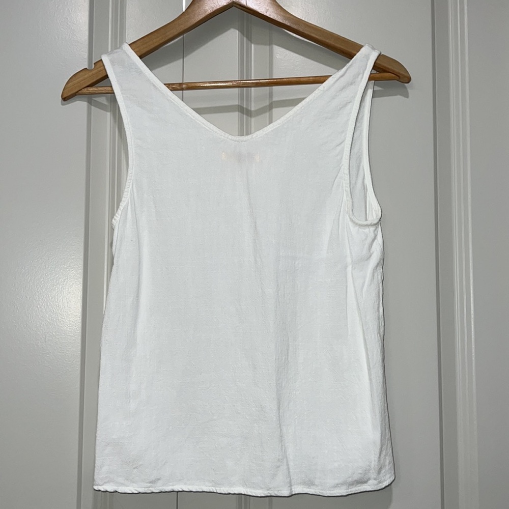 White Linen Set - image 3